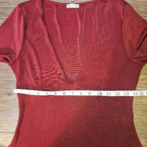 Free People Intimately Free Sleek Essentials Blouse Vneck Burgundy Shimmer S/P - Picture 9 of 13